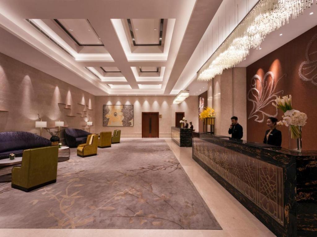 Ming Du Lakeside Hotel Нанинг Екстериор снимка