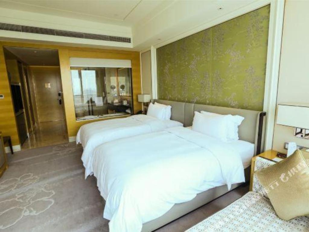 Ming Du Lakeside Hotel Нанинг Екстериор снимка