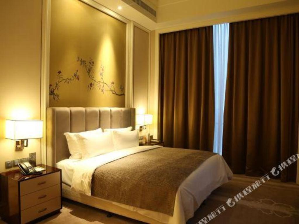 Ming Du Lakeside Hotel Нанинг Екстериор снимка