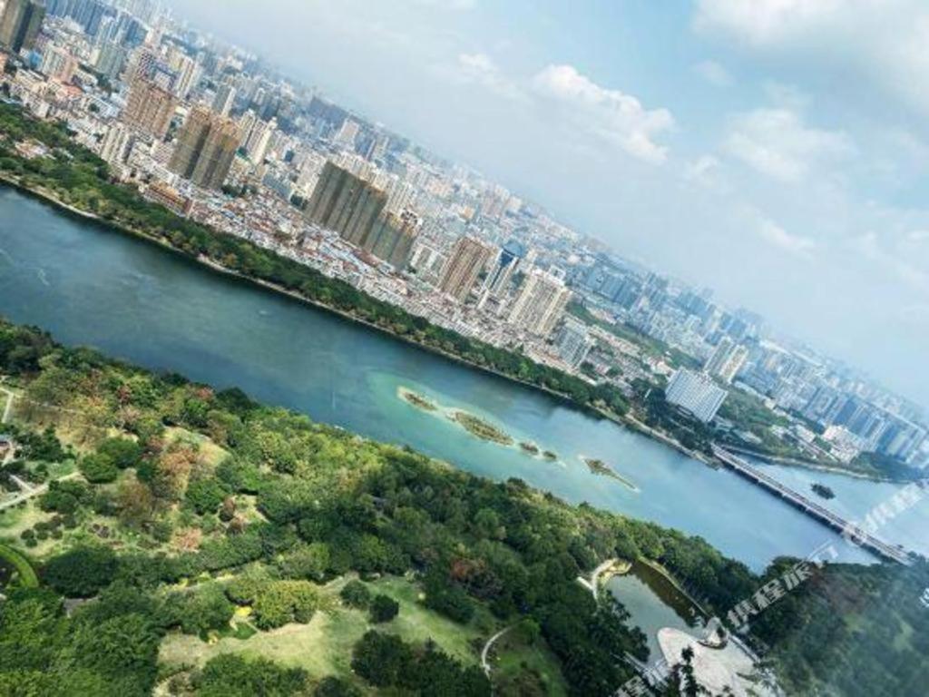 Ming Du Lakeside Hotel Нанинг Екстериор снимка