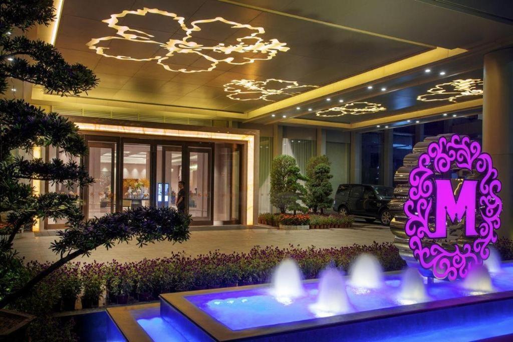 Ming Du Lakeside Hotel Нанинг Екстериор снимка