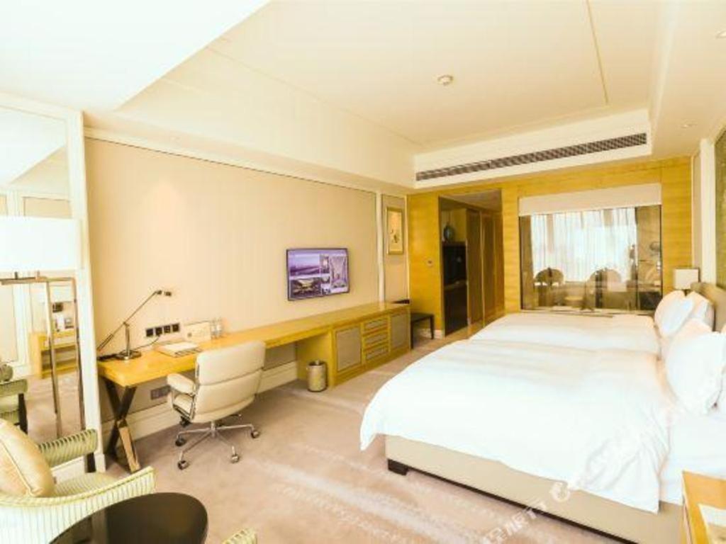 Ming Du Lakeside Hotel Нанинг Екстериор снимка